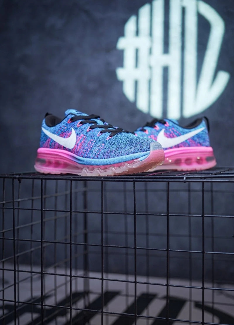 Tênis Nike Air Max Flyknit