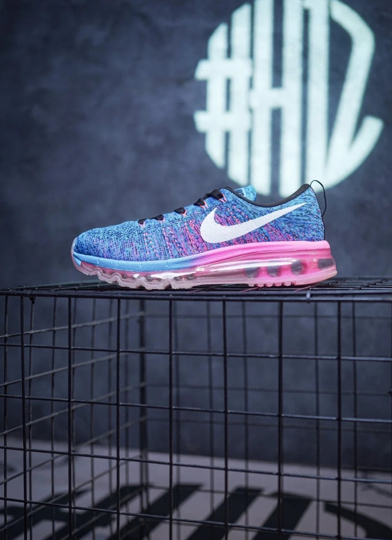 Tênis Nike Air Max Flyknit