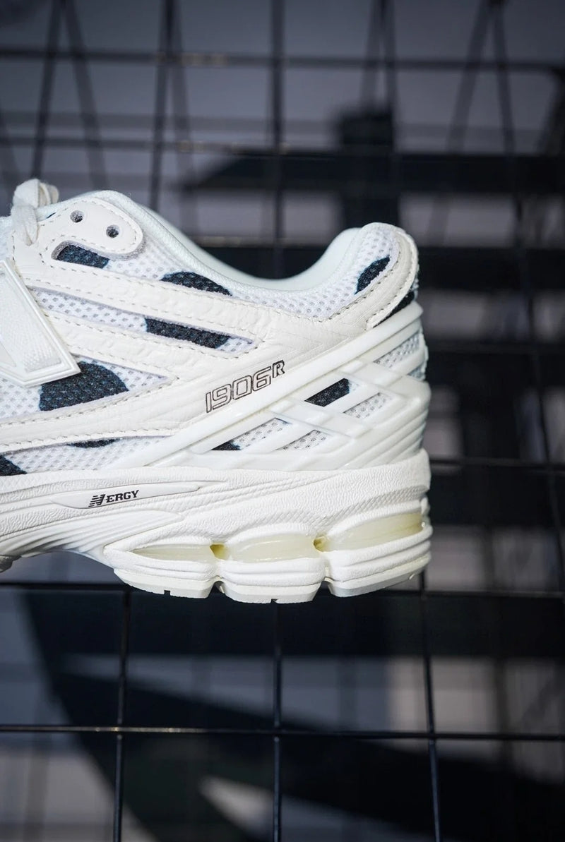 Tênis New Balance 1906R