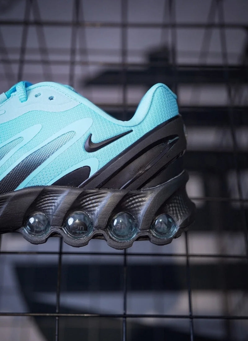 Tênis Nike Air Max Dn8