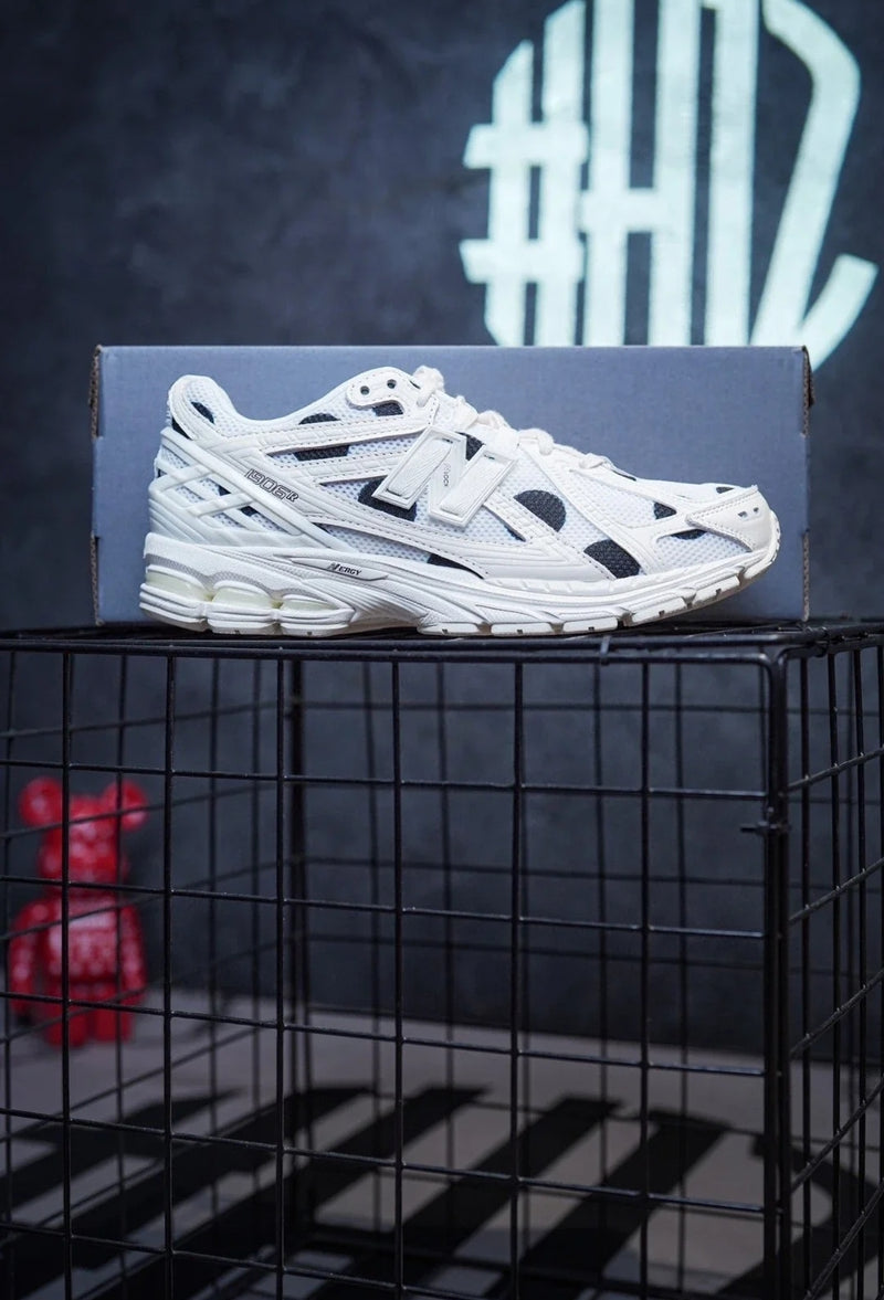 Tênis New Balance 1906R