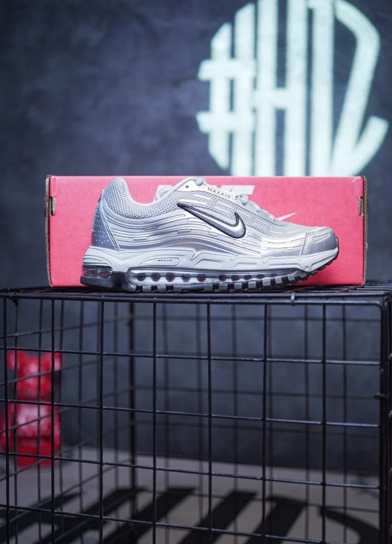 Tênis Nike Air Max TL 2.5 Metallic Silver