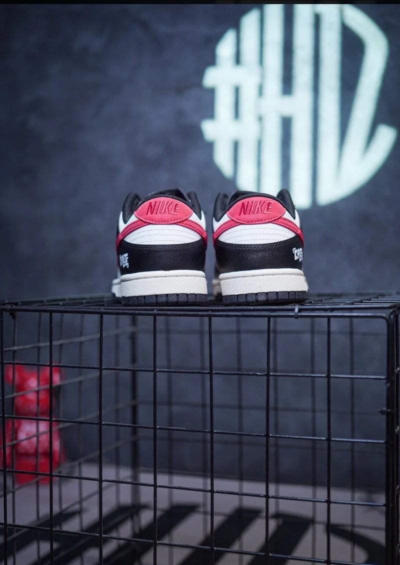 Nike Dunk low Red- Retro