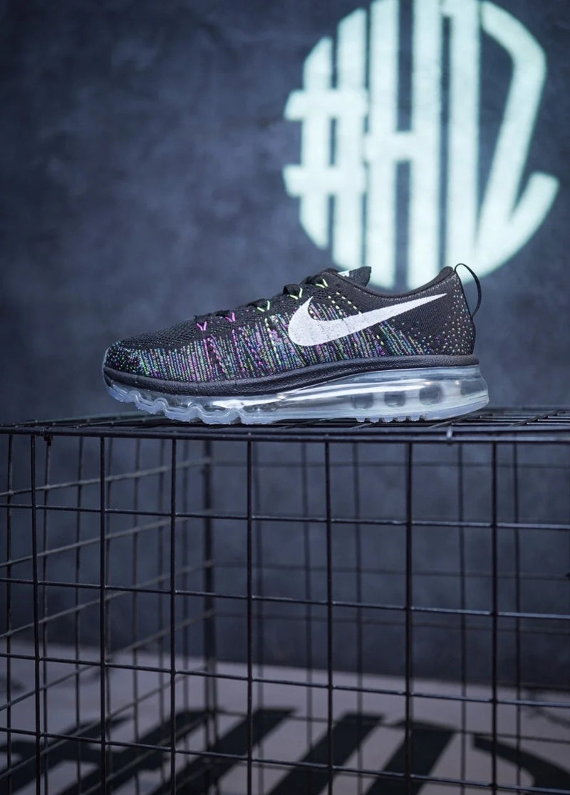 Tênis Nike Air Max Flyknit